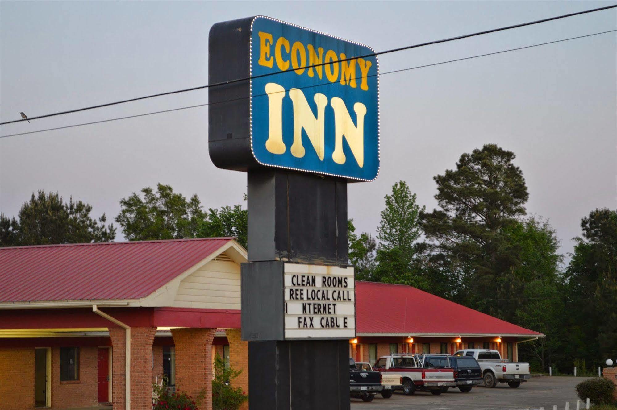 Economy Inn Carthage Exterior photo
